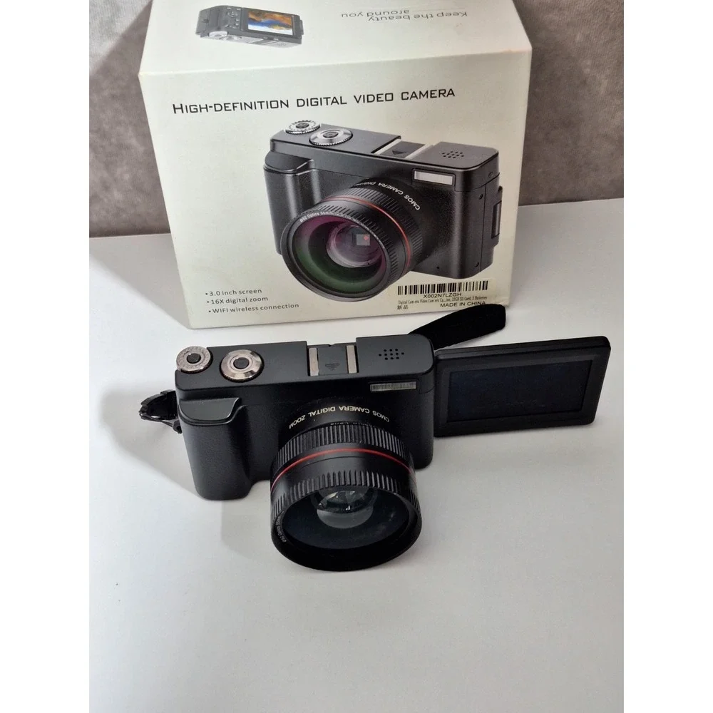 High Definition Digital Video Camera with Flip Screen 16x Zoom 3.0